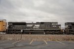 NS SD70M-2 Locomotive